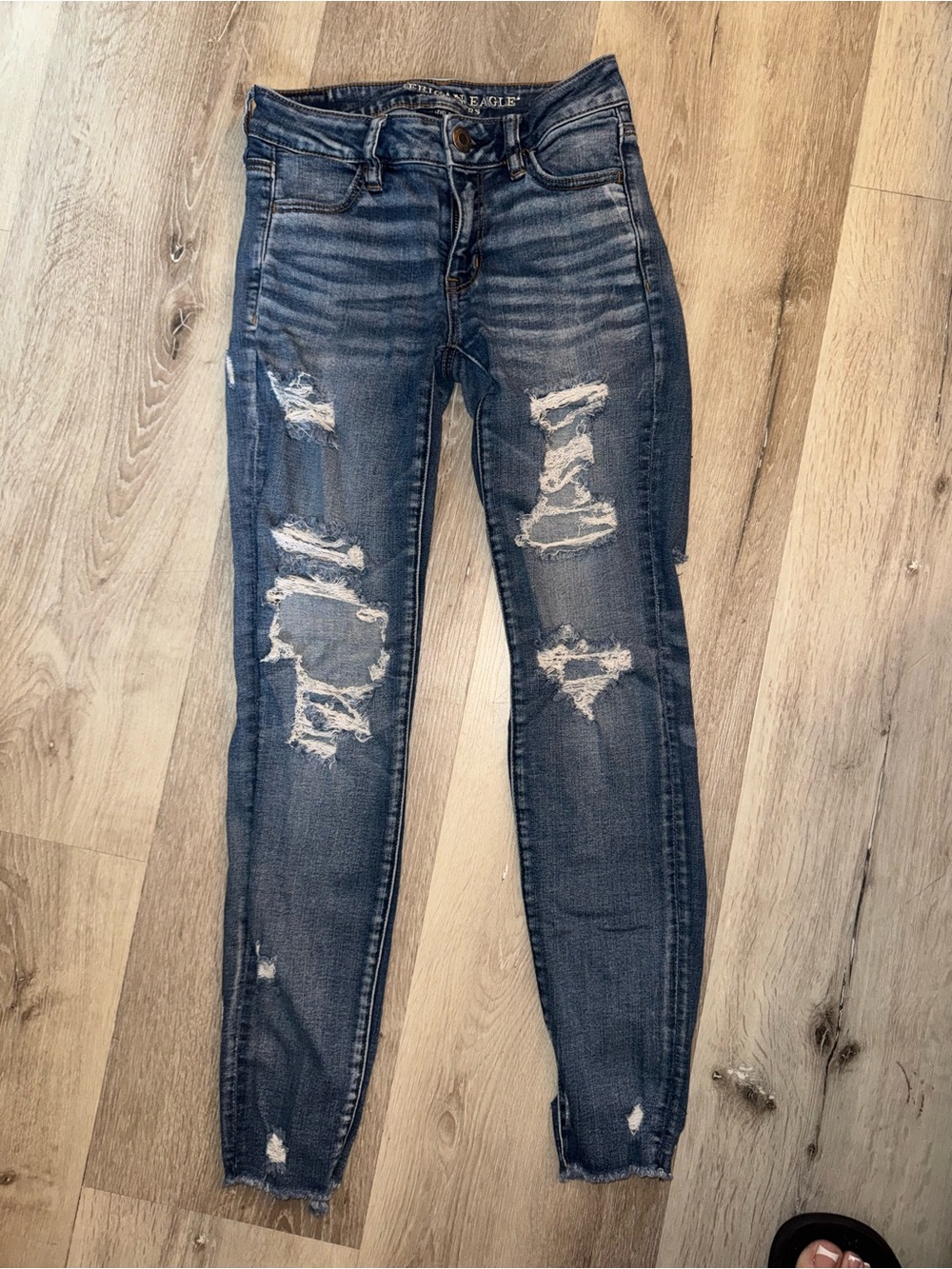 American Eagle Distressed Skinny Jeans